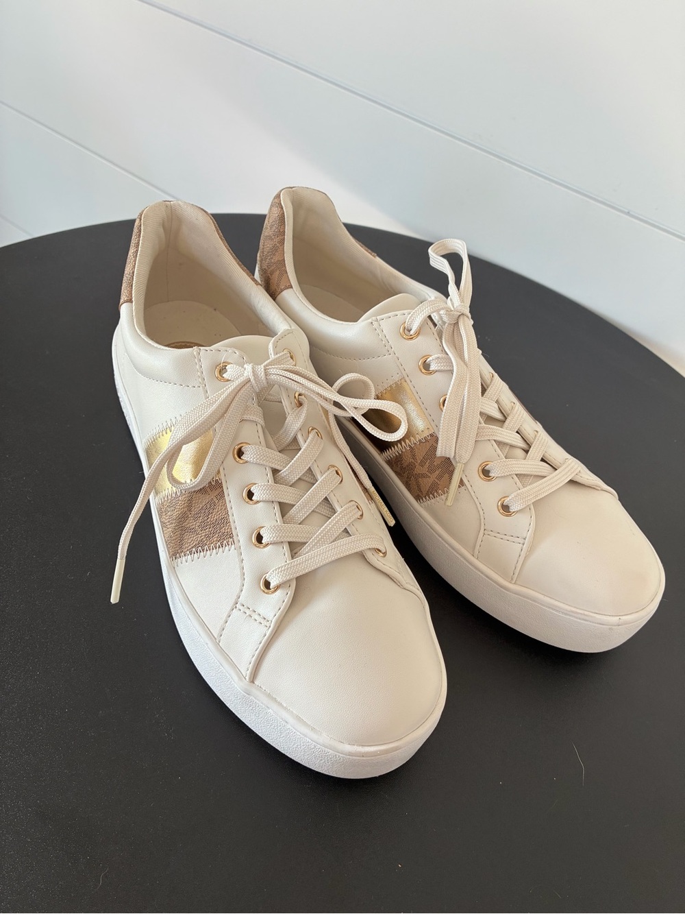 Michael Kors Poppy Stripe size 9 Hot Fix Stones Pale Gold NWOB